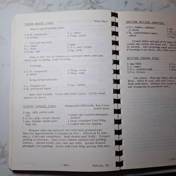 Cook Book Mt Carmel Mercy Hospital Detroit Michigan 1978 Vintage Recipes Guild - Picture 9 of 12